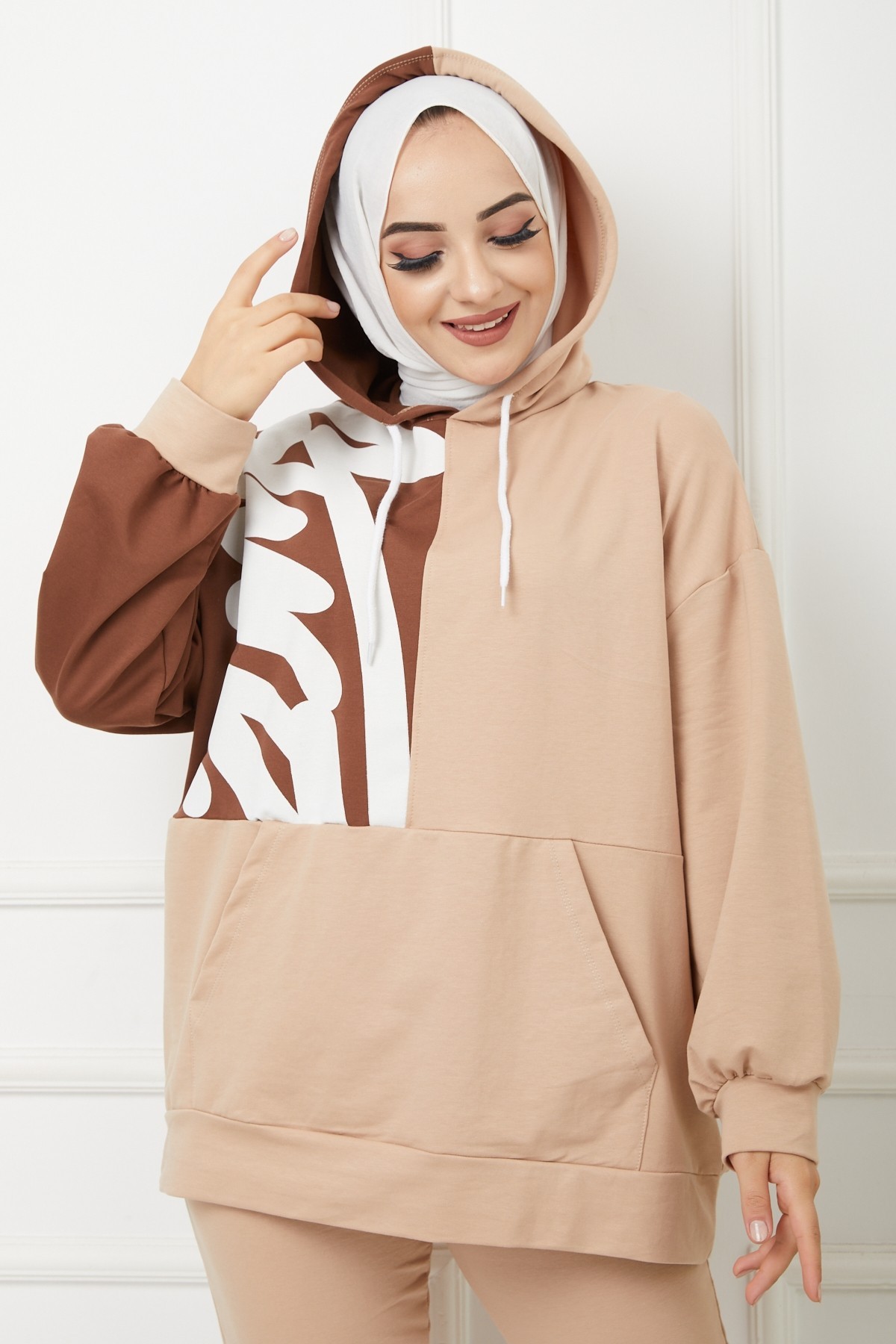 Baskılı Kanguru cepli Kapşonlu Takım - Camel