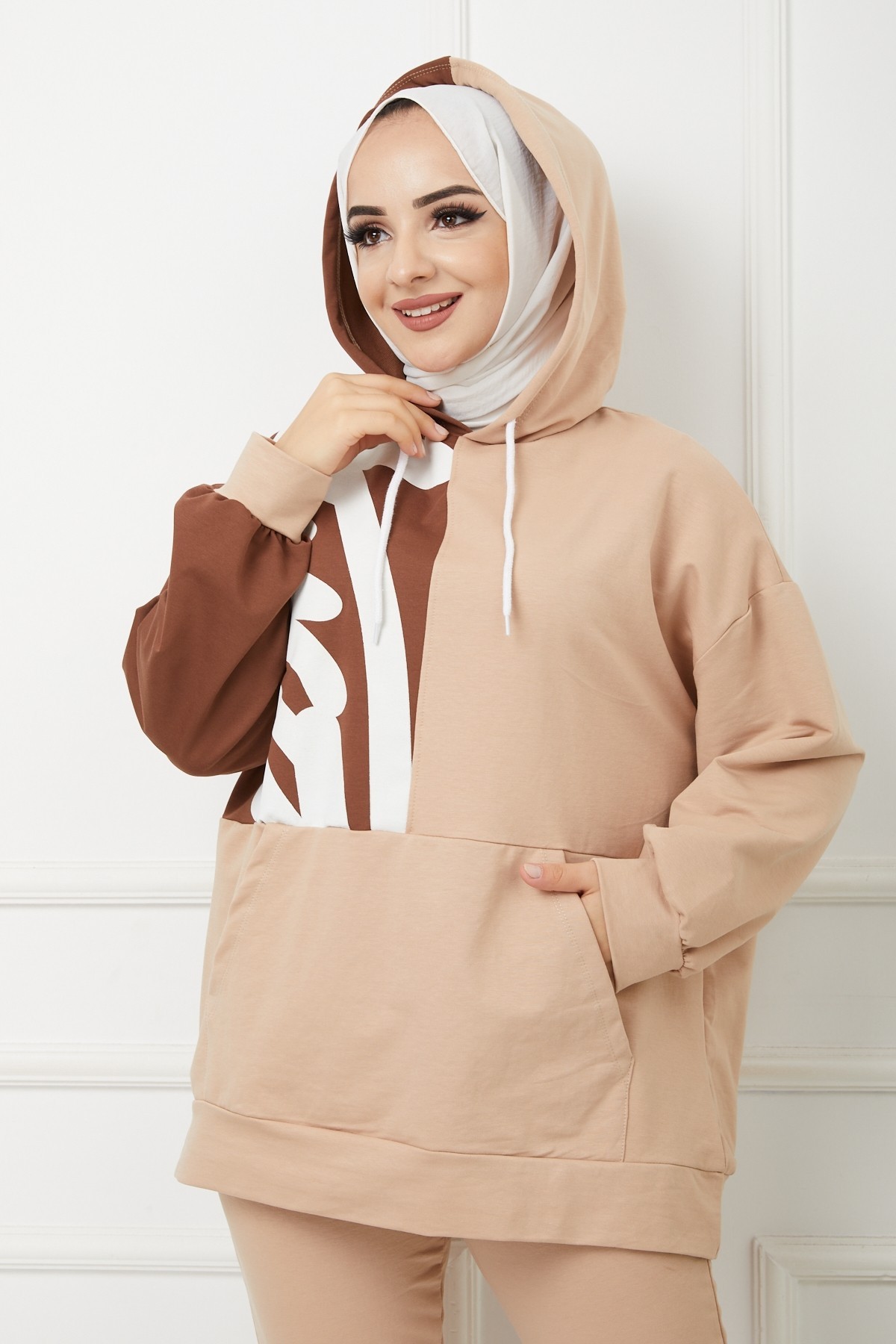 Baskılı Kanguru cepli Kapşonlu Takım - Camel