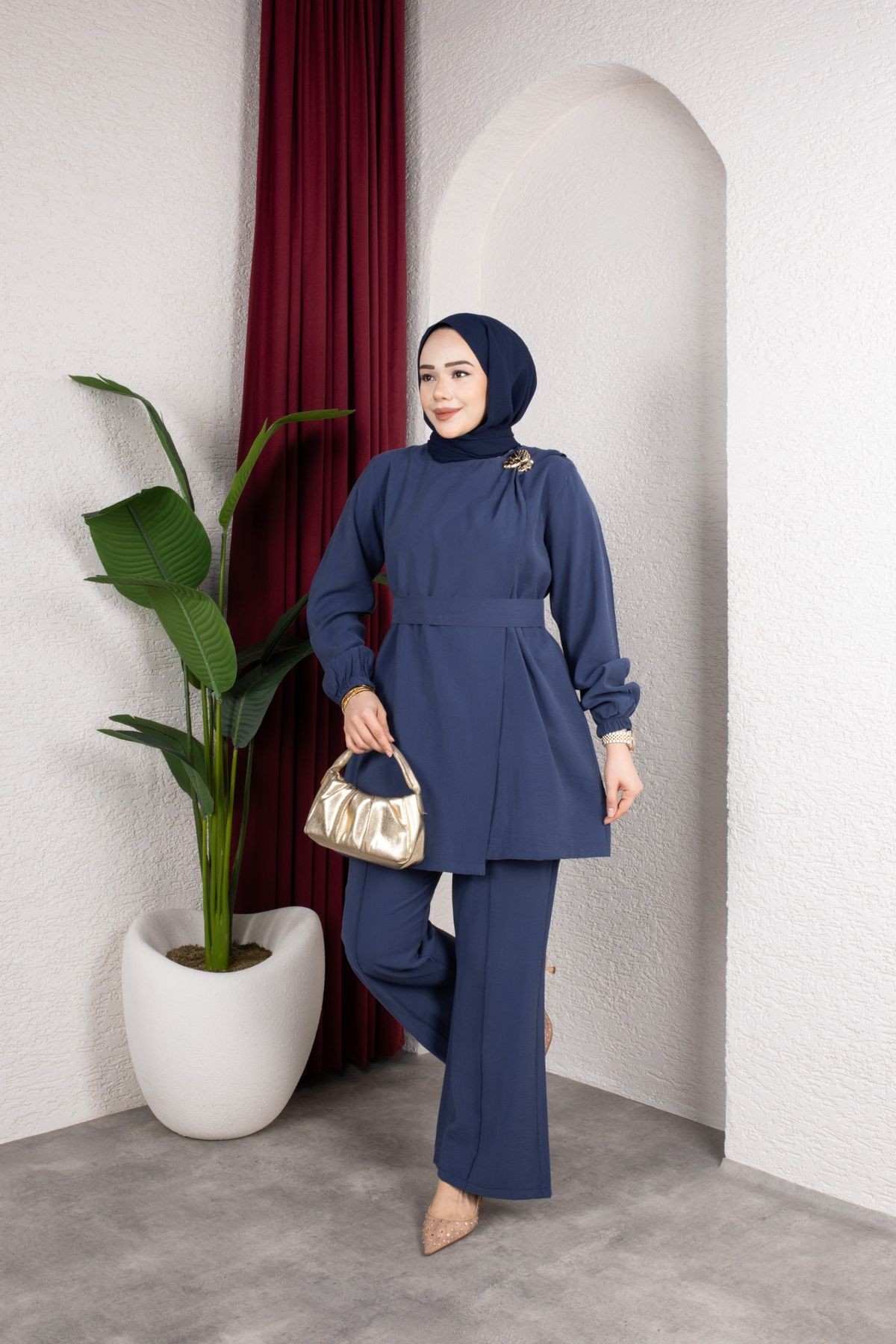İpek Tesettür Takım - Lacivert