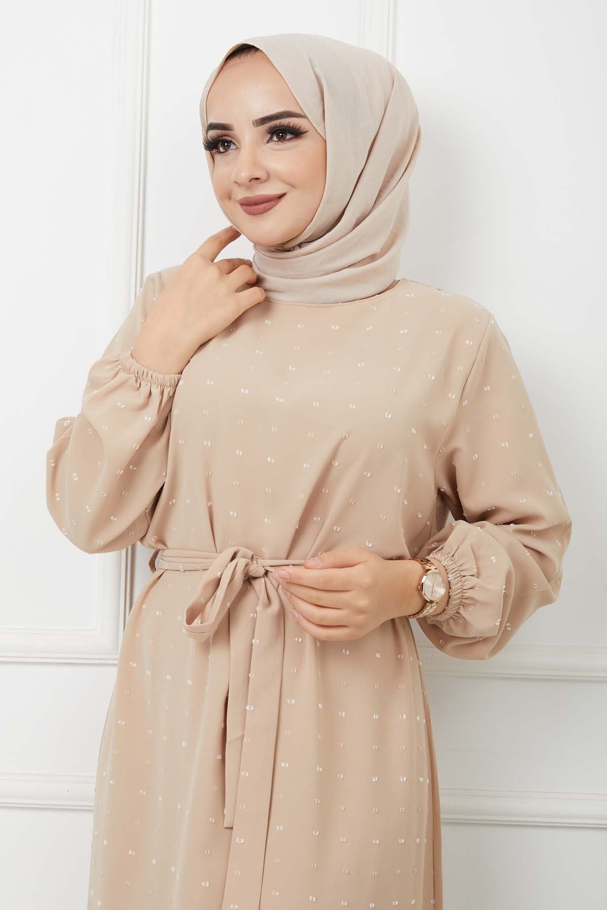 PonPon İşlemeli Elbise - Bej