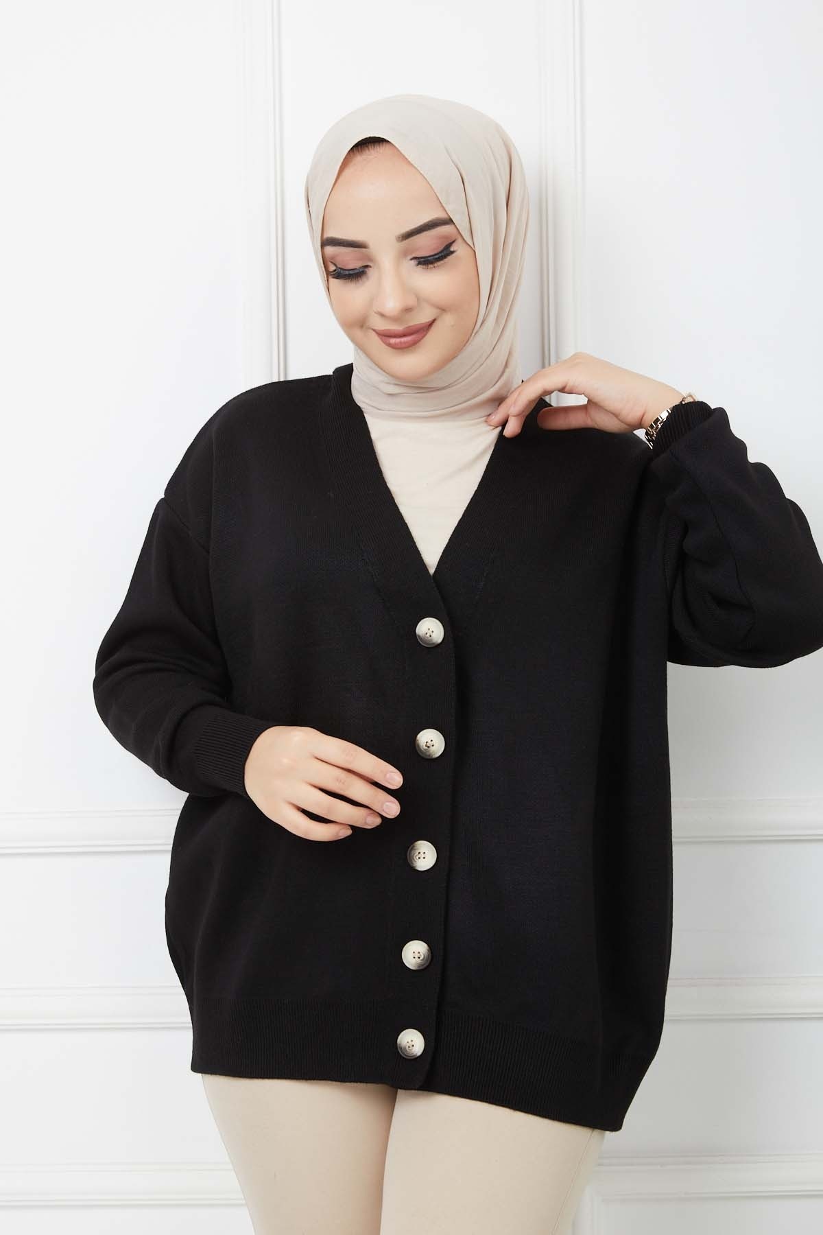 Önü Düğmeli Triko Hırka - Siyah