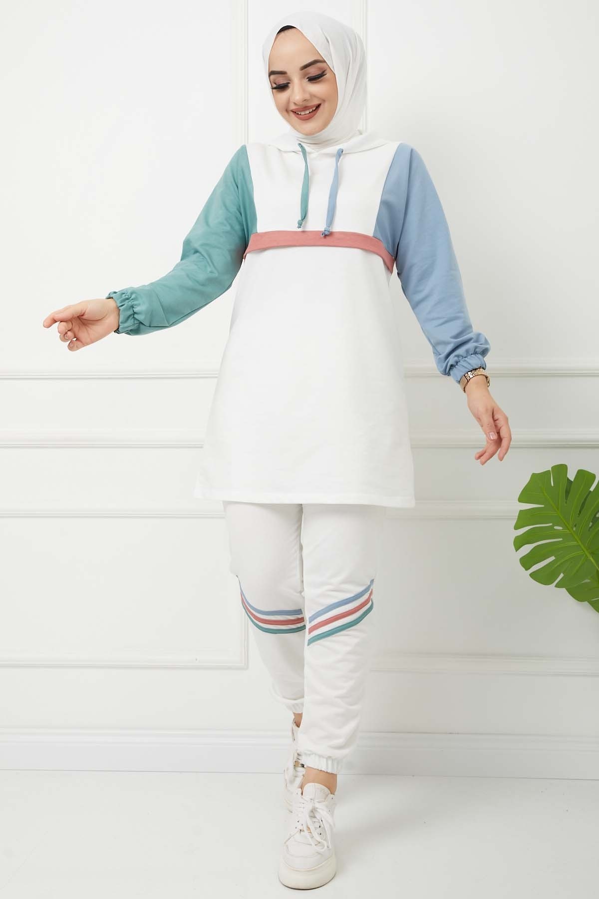 Garnili Şerit Detaylı Takım - Beyaz