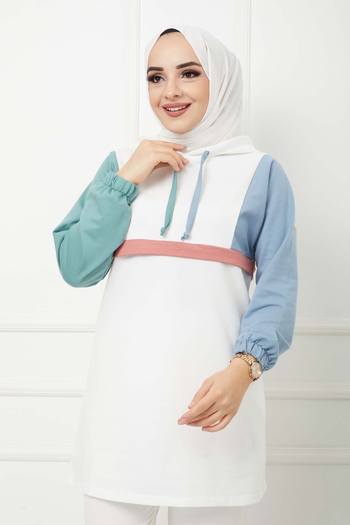 Garnili Şerit Detaylı Takım - Beyaz