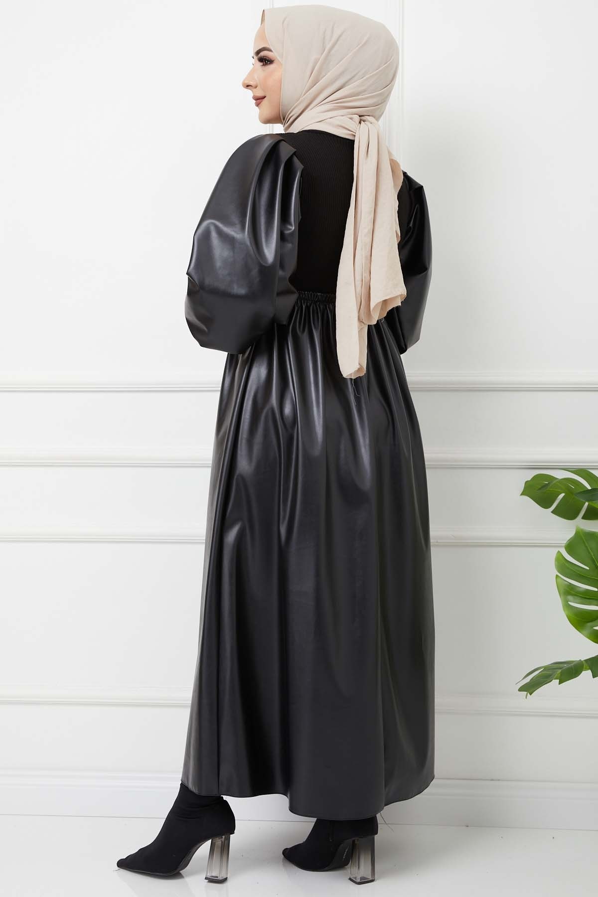 Deri Ve Triko Uyumlu Elbise