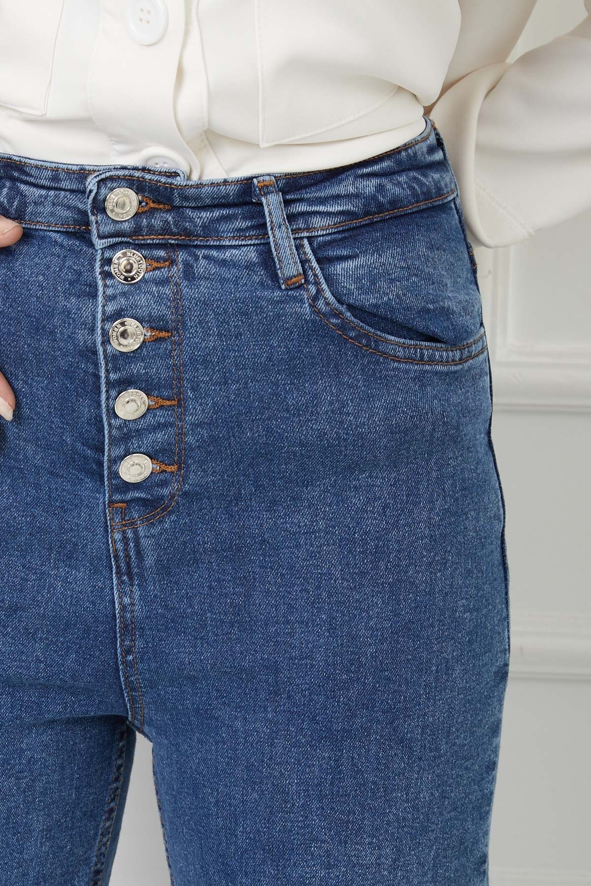 Düğme Detayalı İspanyol Paça Kot Pantolon - Buz Mavi