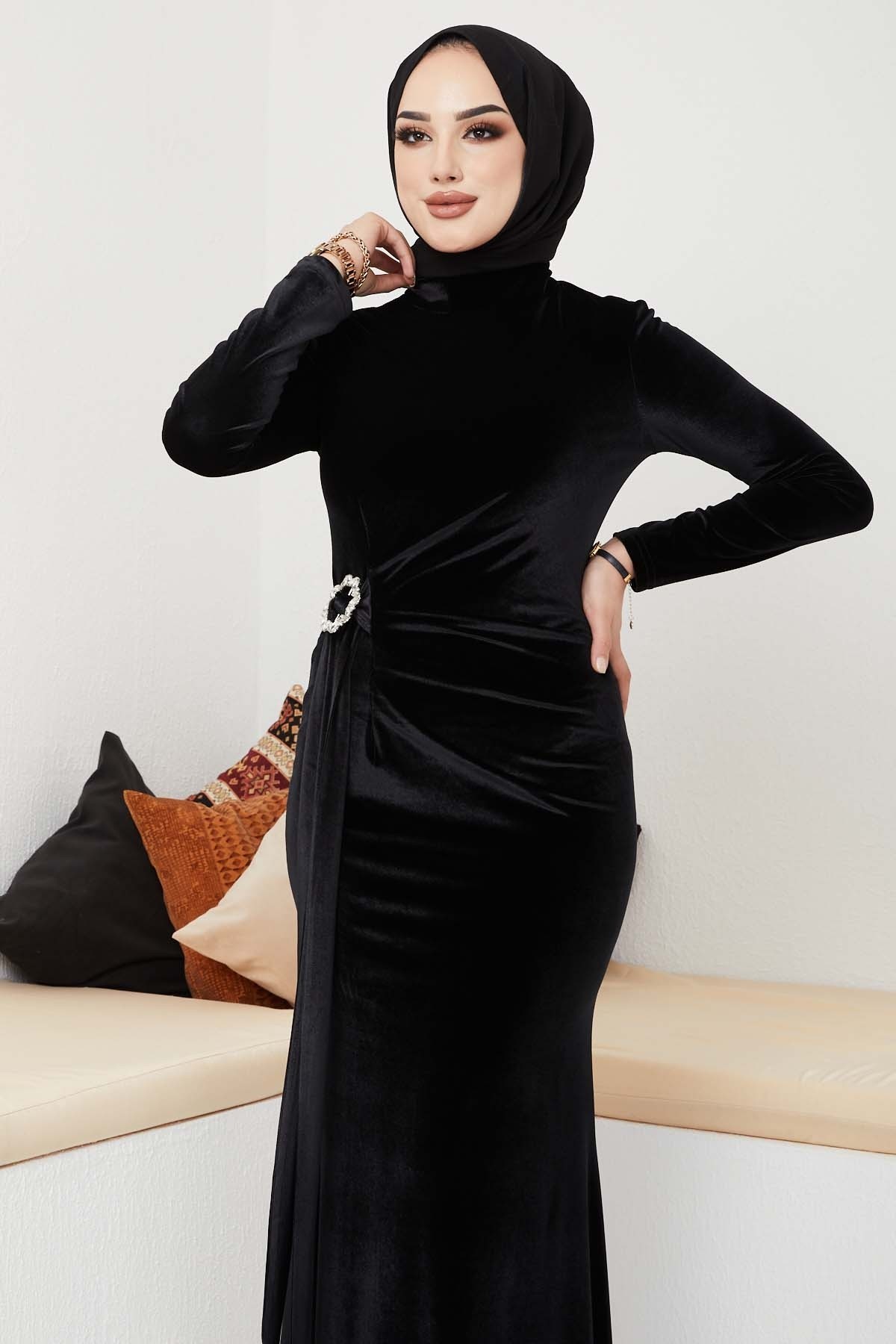Kemerli Kadife Abiye - Siyah