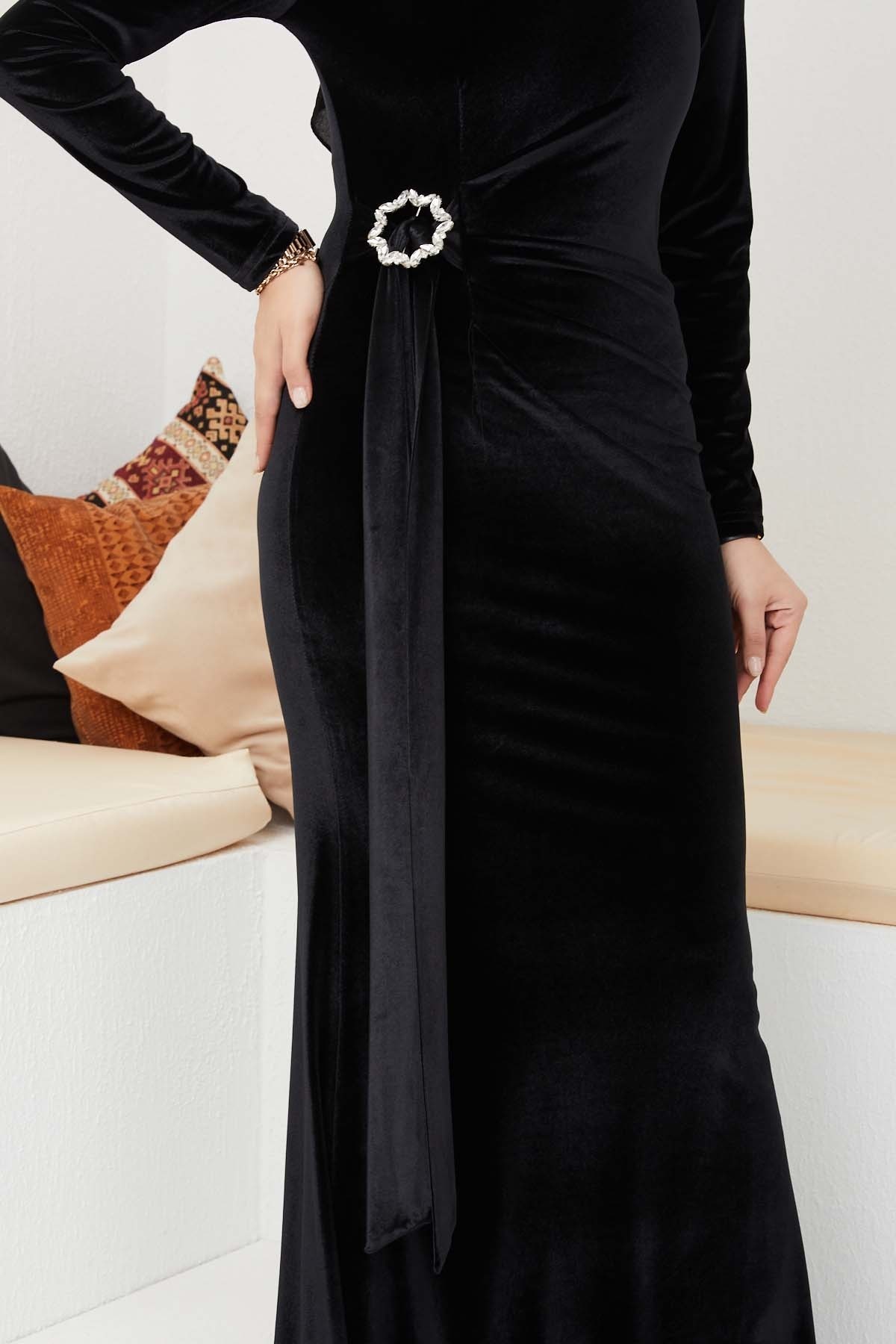 Kemerli Kadife Abiye - Siyah