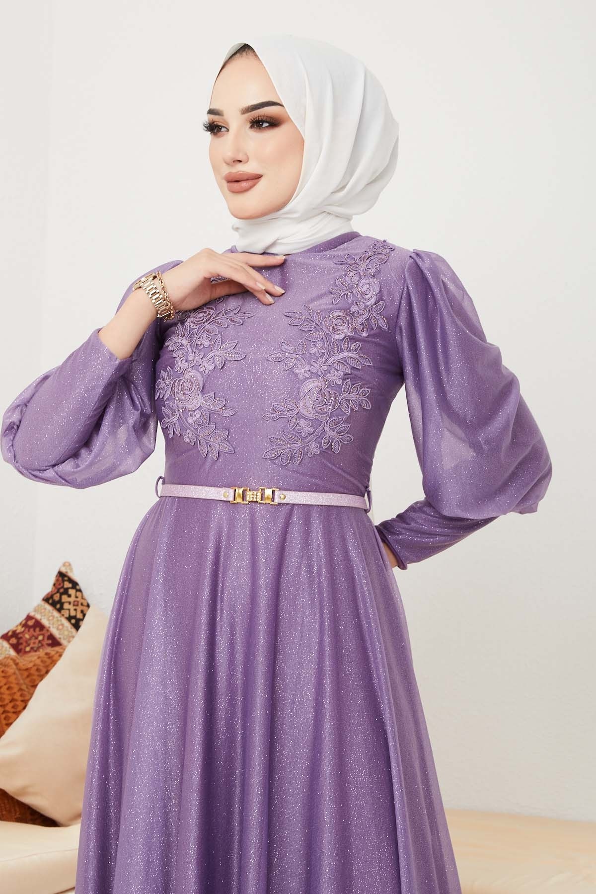 Dantel Detaylı Kemerli Abiye - Lila