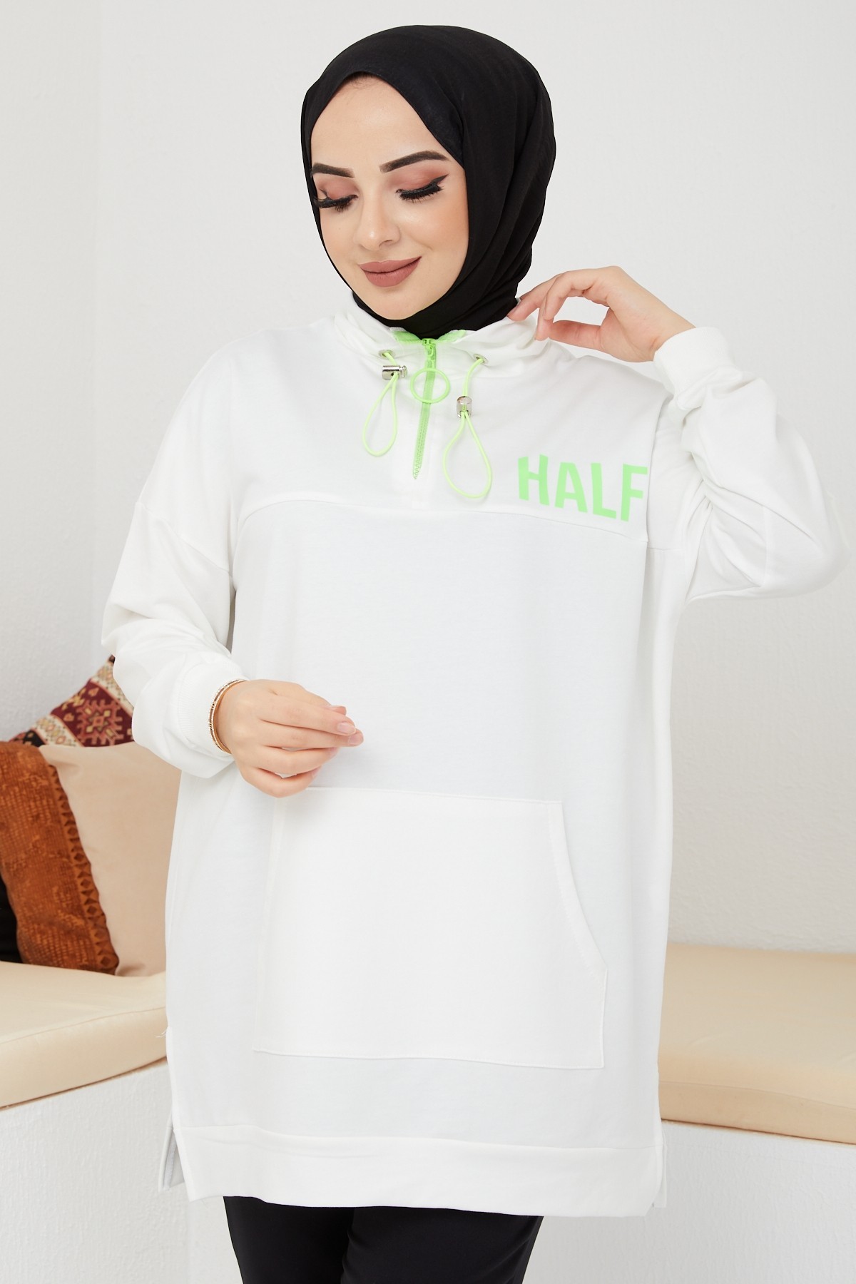 Fosfor Baskılı Sweat - Beyaz