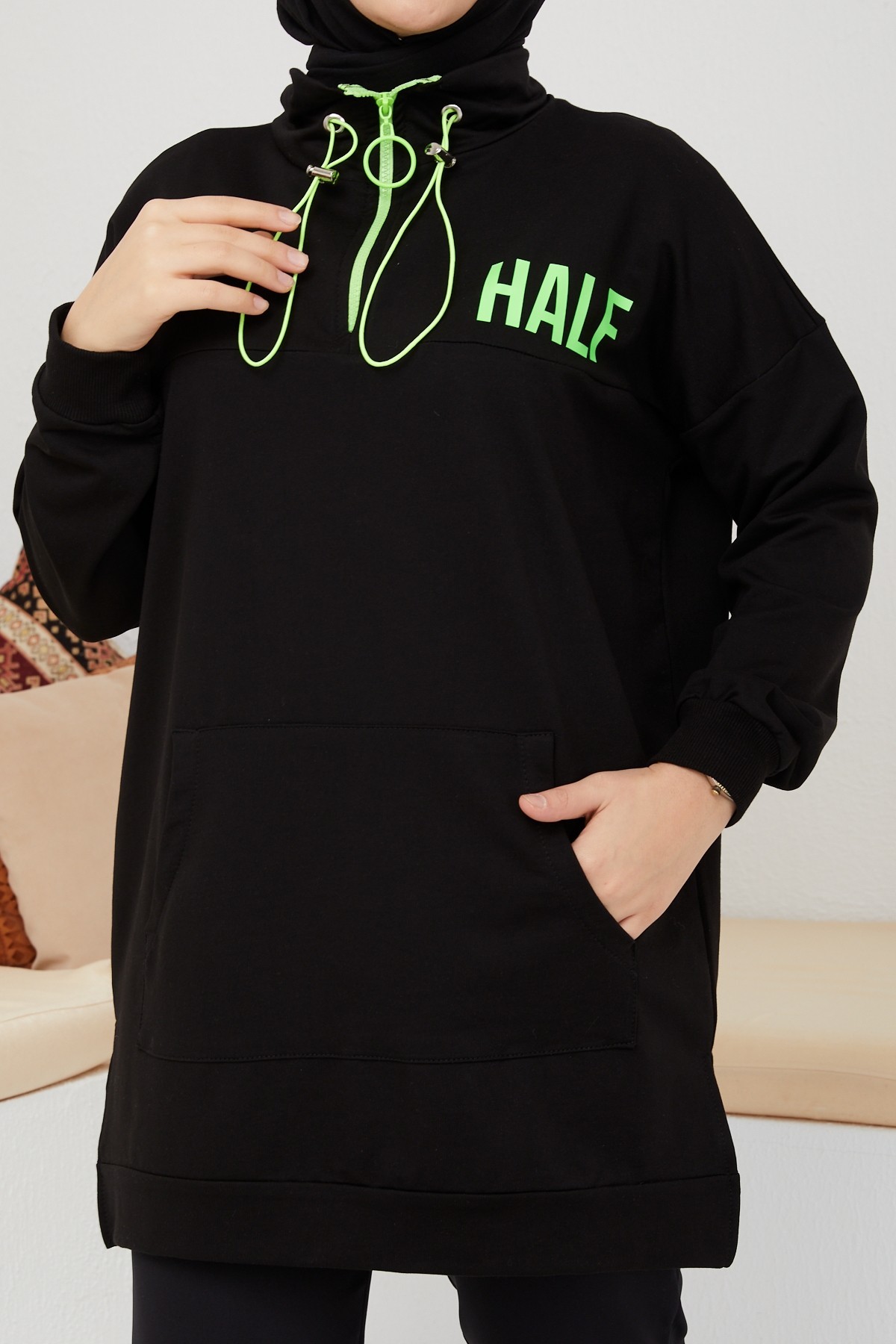 Fosfor Baskılı Sweat - Siyah