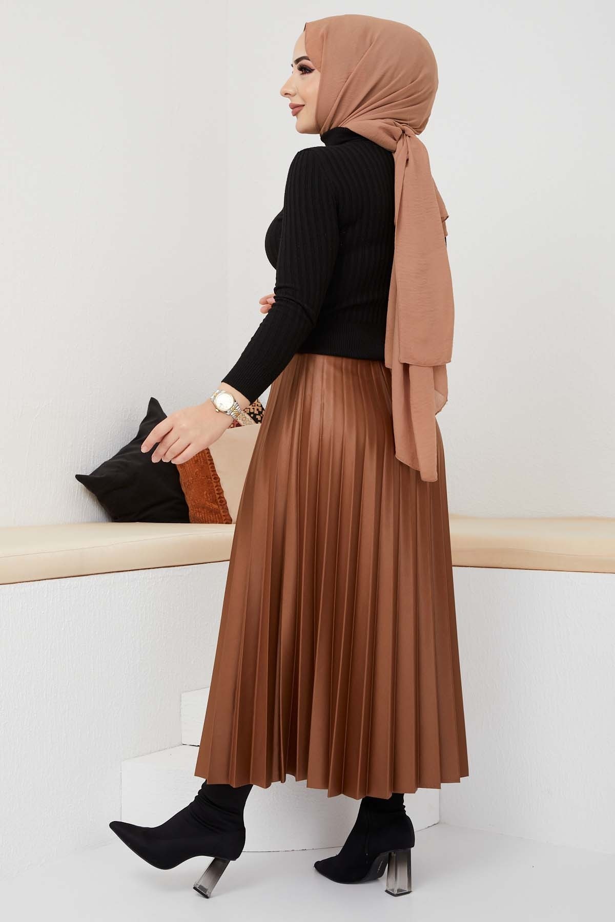 Pliseli Deri Etek - Taba