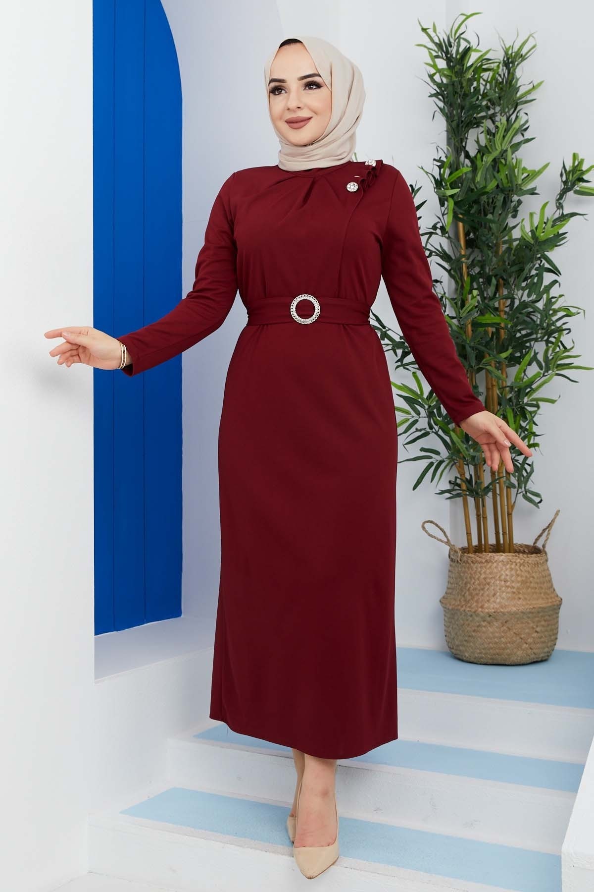 Omuz Düğmeli Kemerli Elbise - Bordo