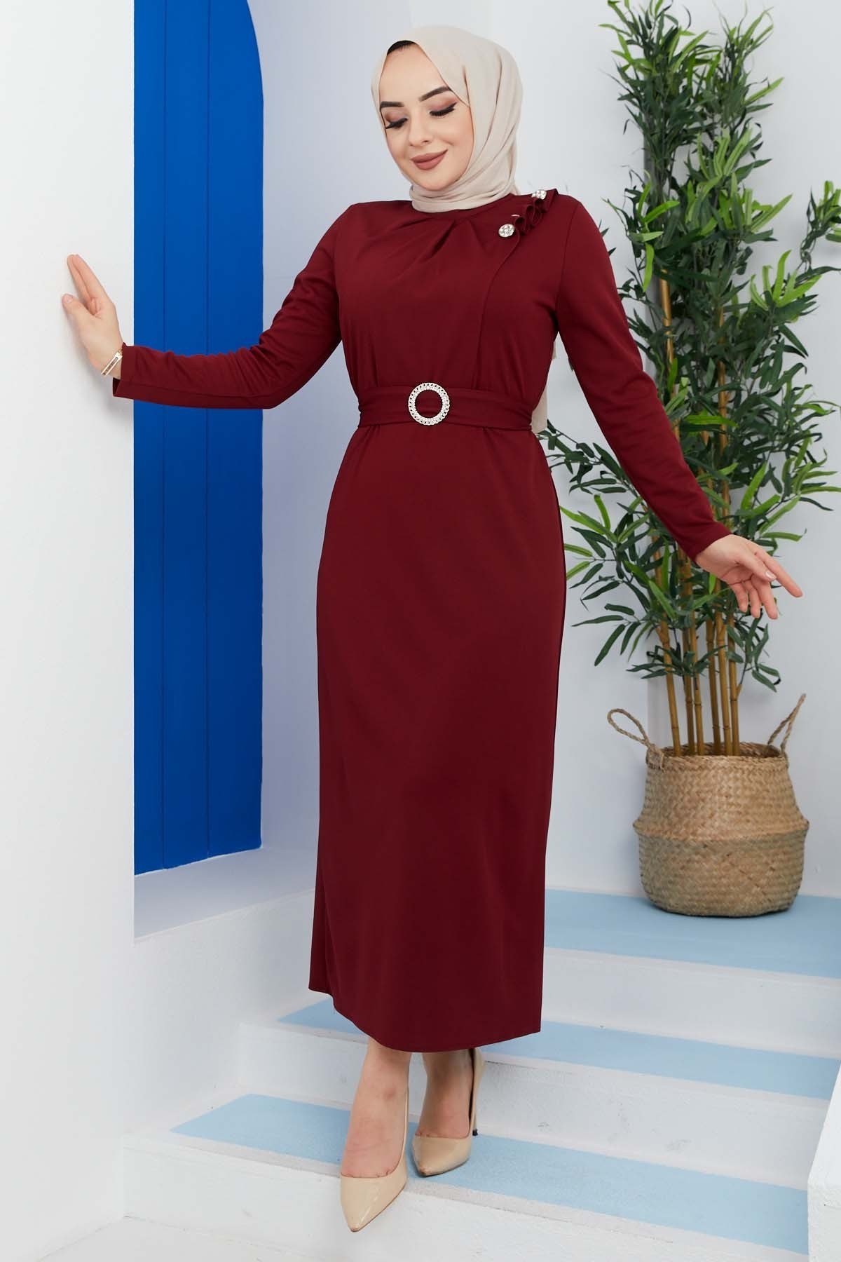 Omuz Düğmeli Kemerli Elbise - Bordo