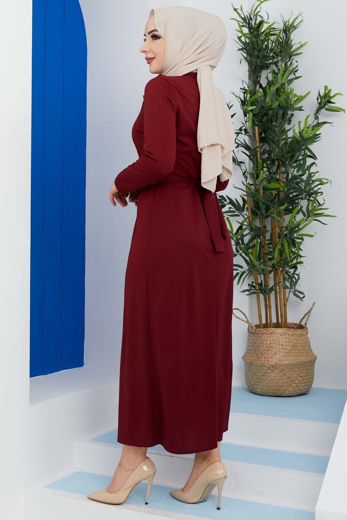 Omuz Düğmeli Kemerli Elbise - Bordo