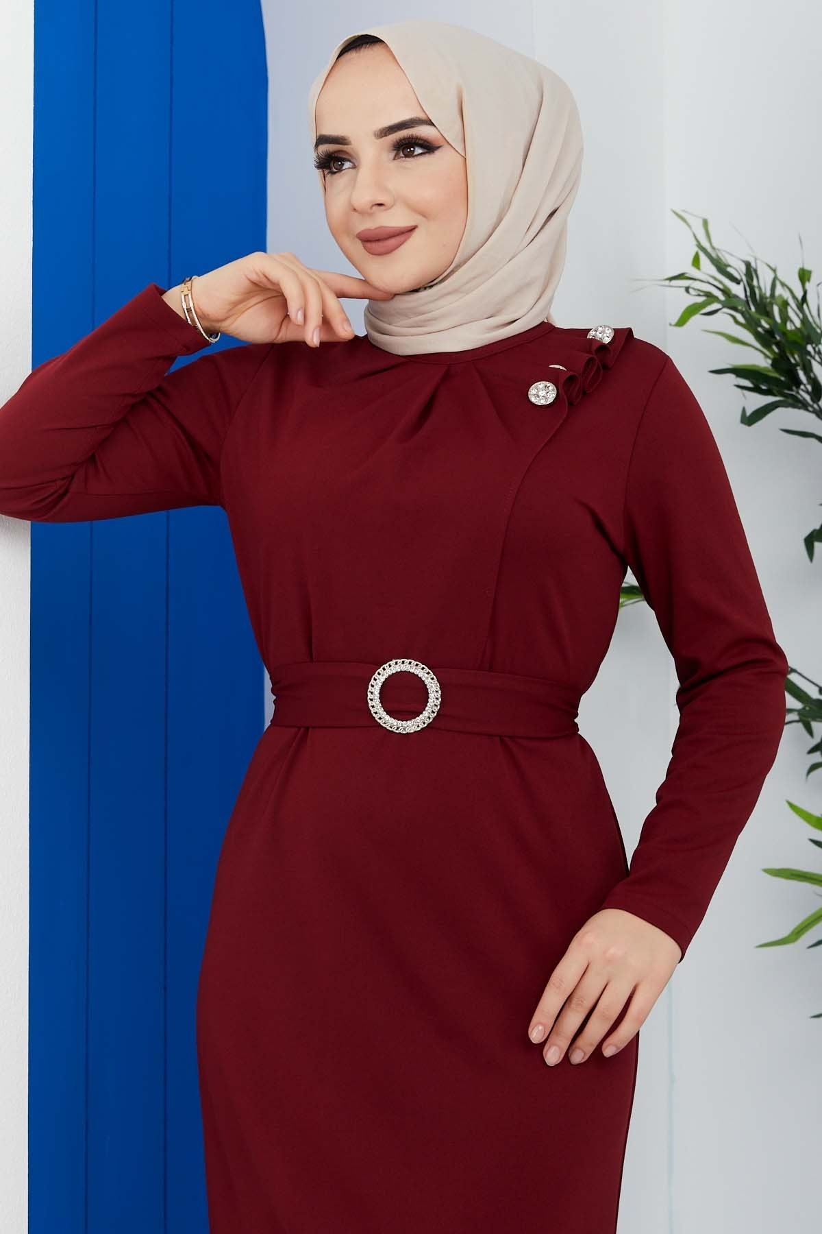 Omuz Düğmeli Kemerli Elbise - Bordo