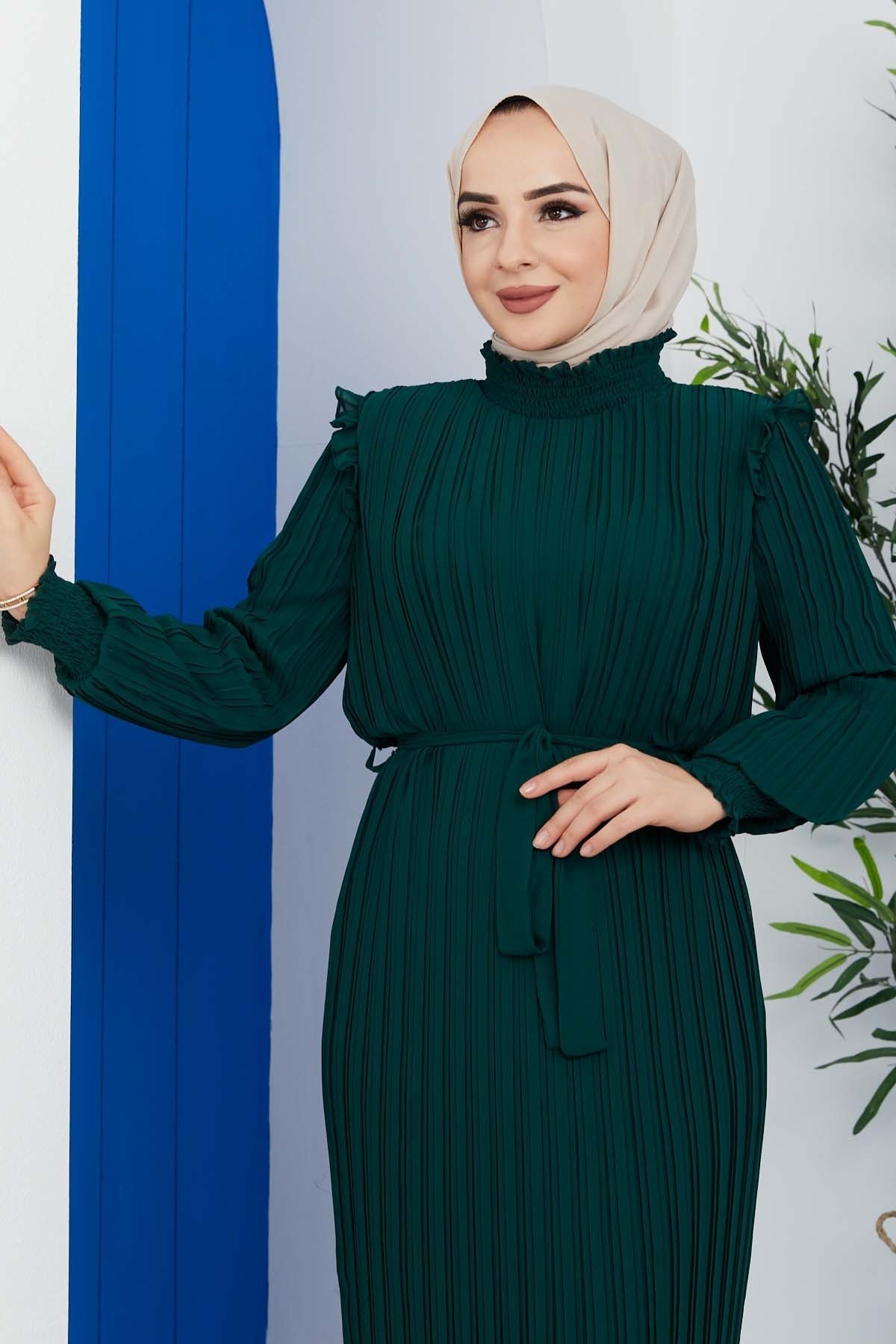 Pilise Detaylı Elbise - Yeşil