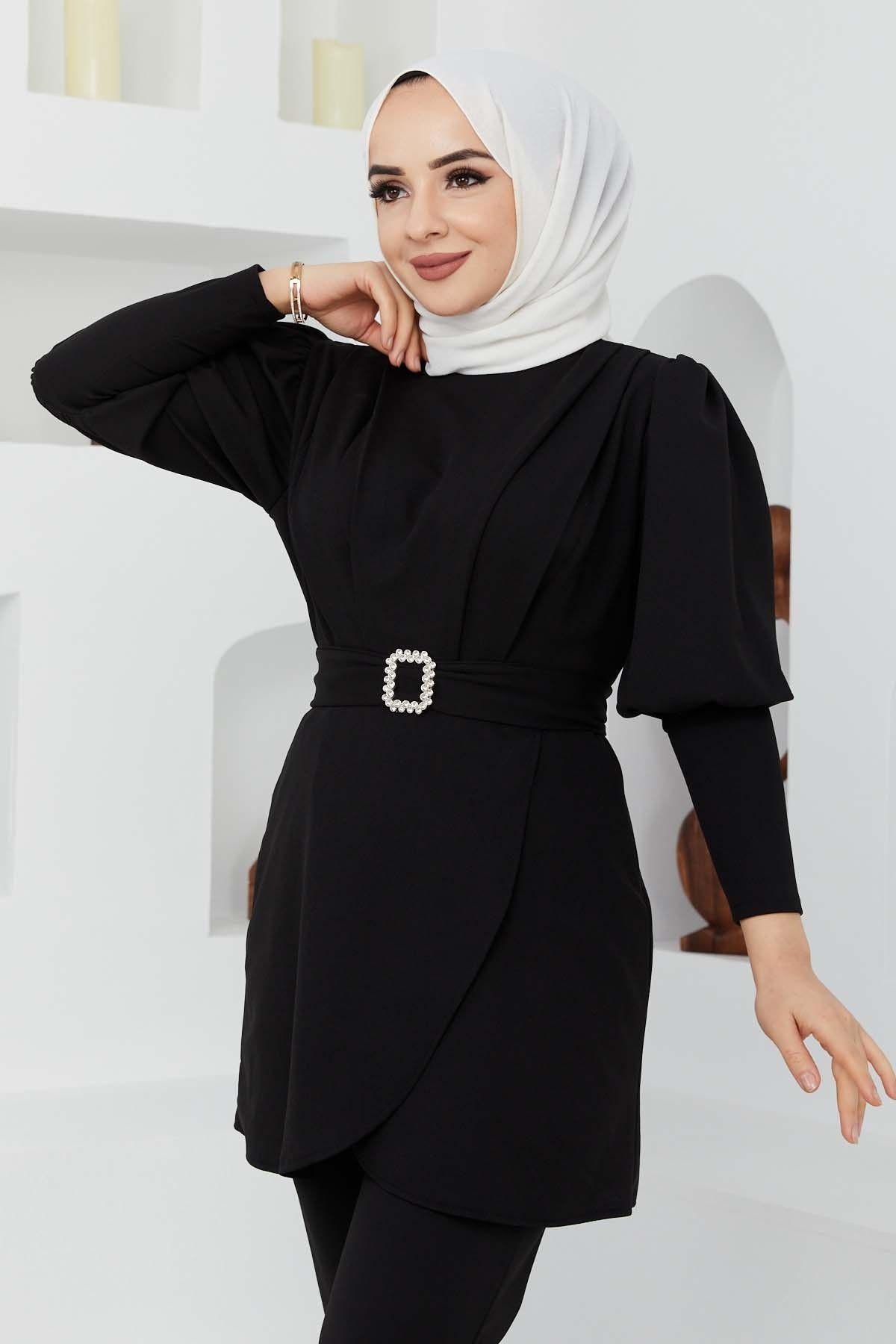 Kemerli Taşlı Takım - Siyah