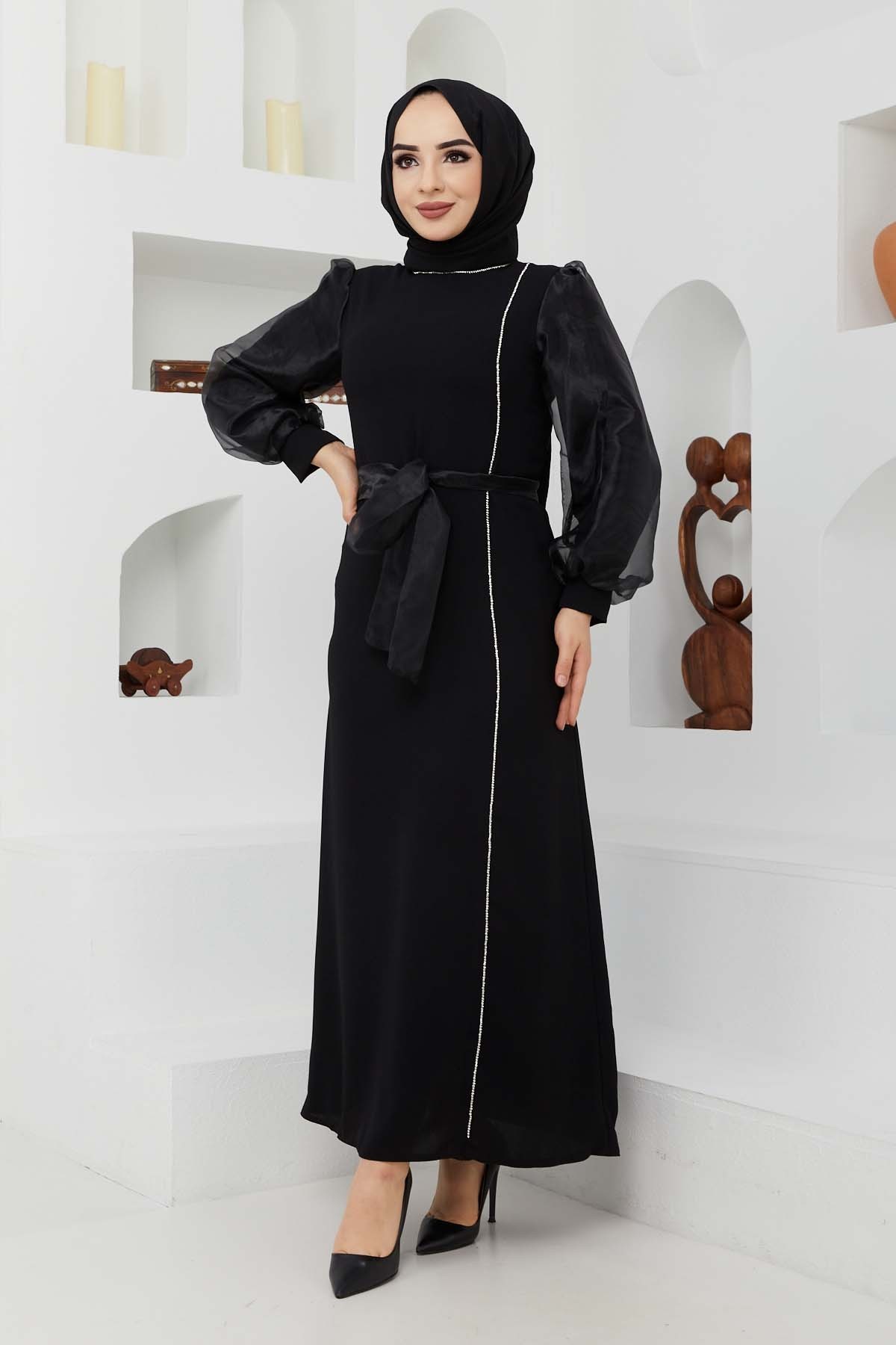 Betül Abiye - Siyah