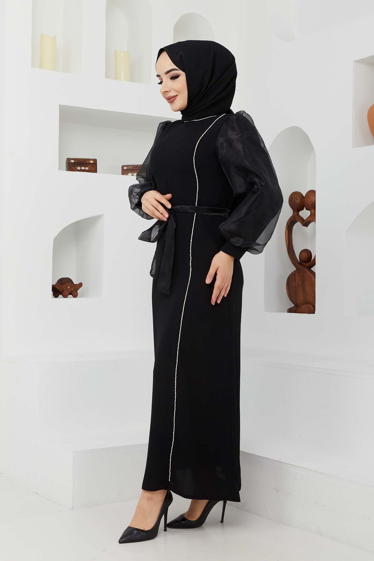 Betül Abiye - Siyah