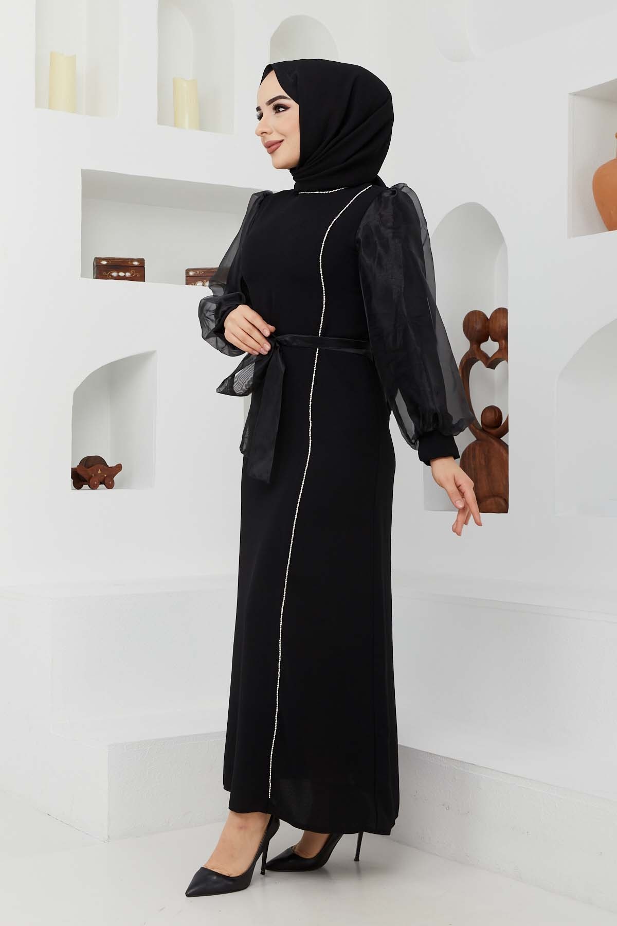 Betül Abiye - Siyah