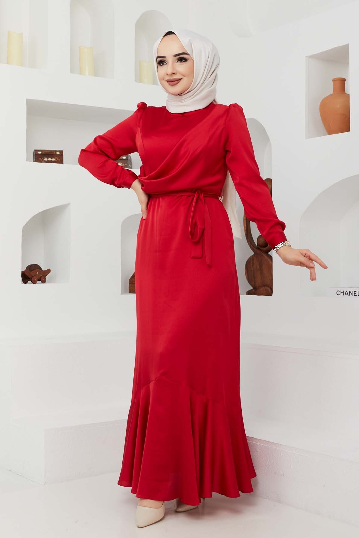 Ahu Saten Abiye - Kırmızı