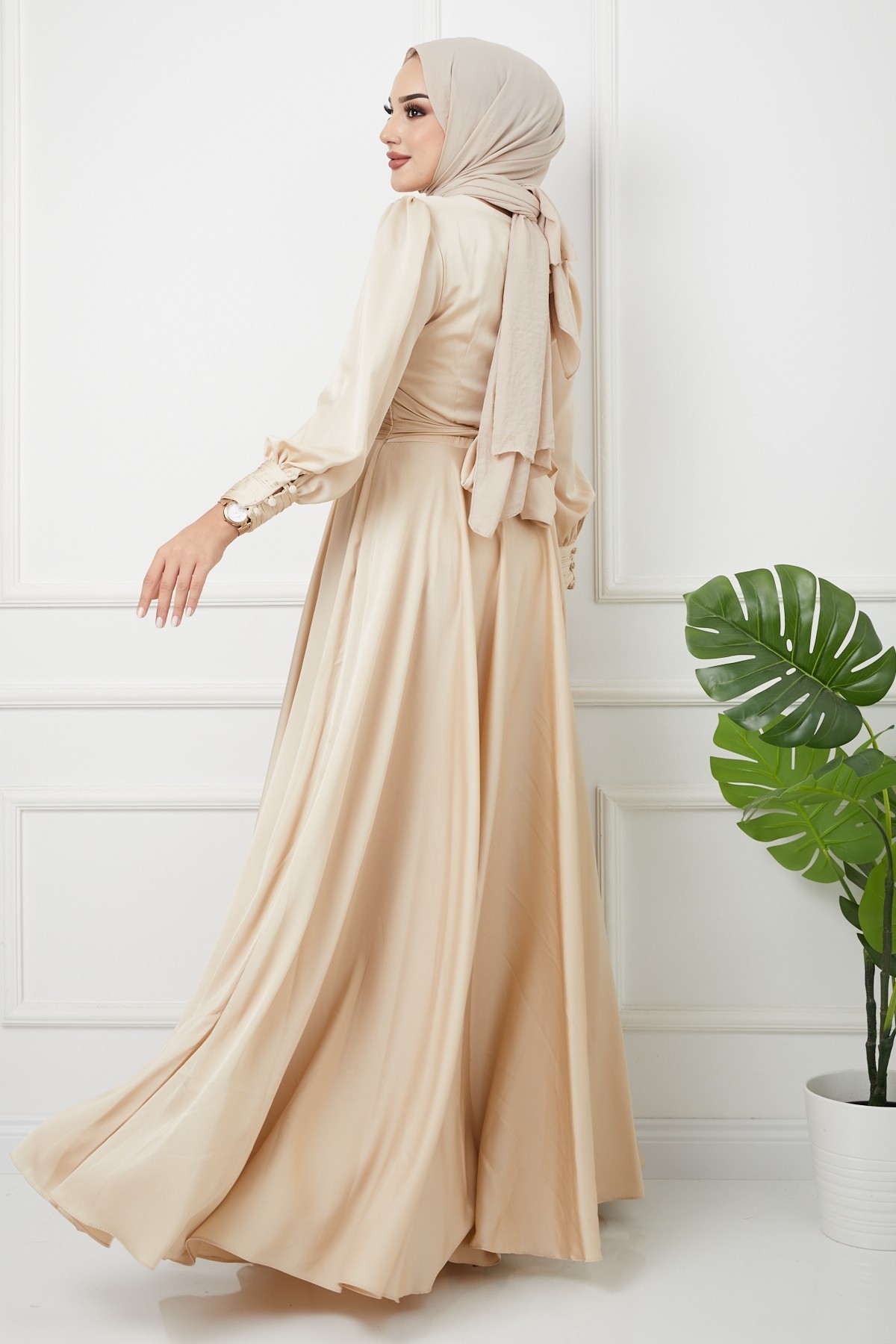 Beli Piliseli Abiye - Taş