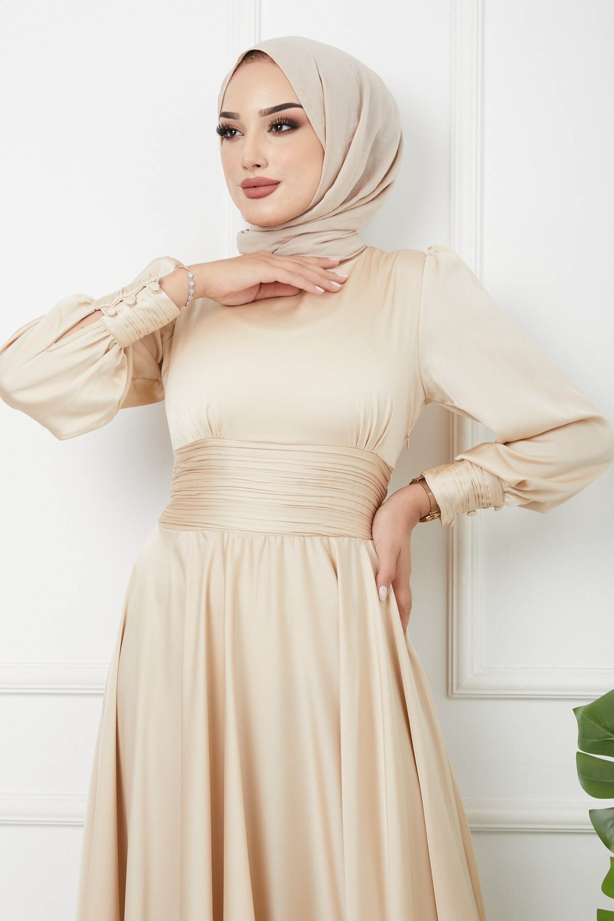 Beli Piliseli Abiye - Taş