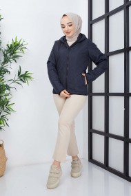 Sandy Kapitoneli Mont - Laci