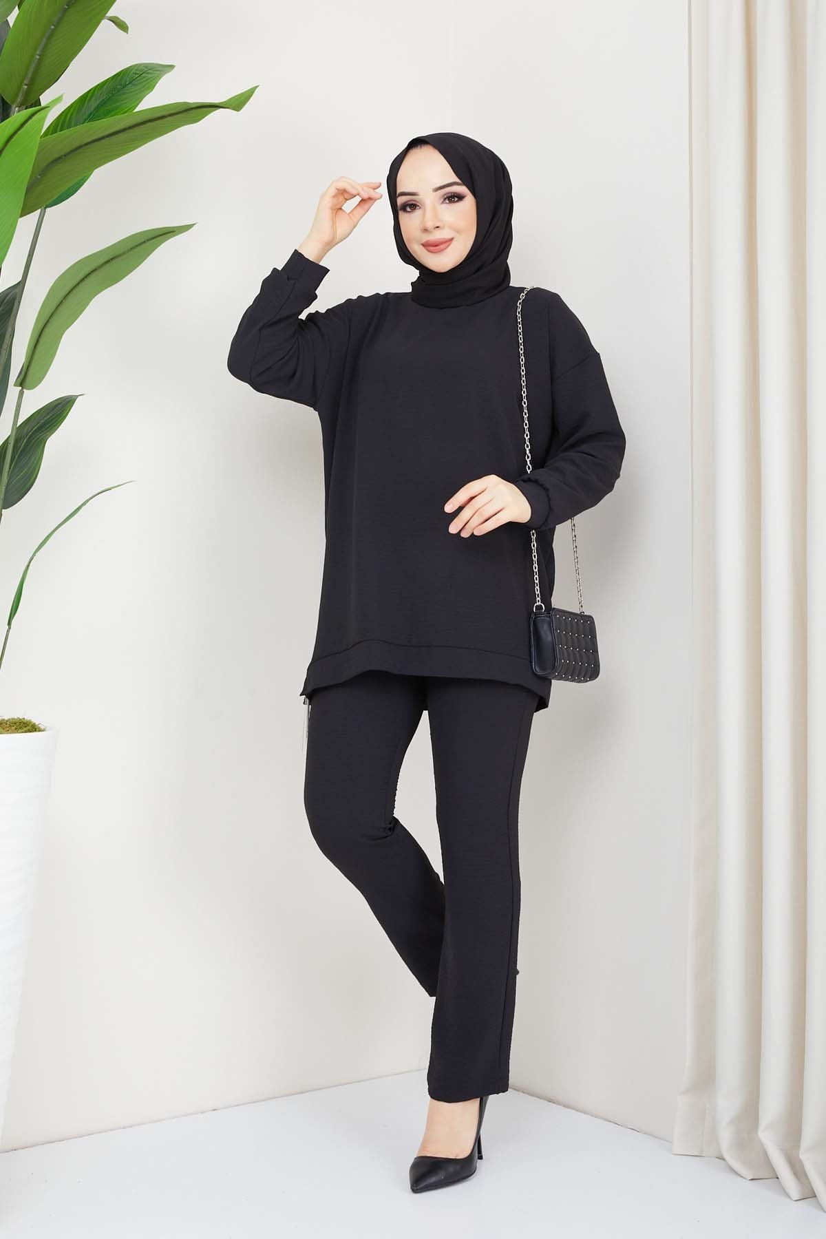 Hale Saçaklı Aerobin Takım - Siyah