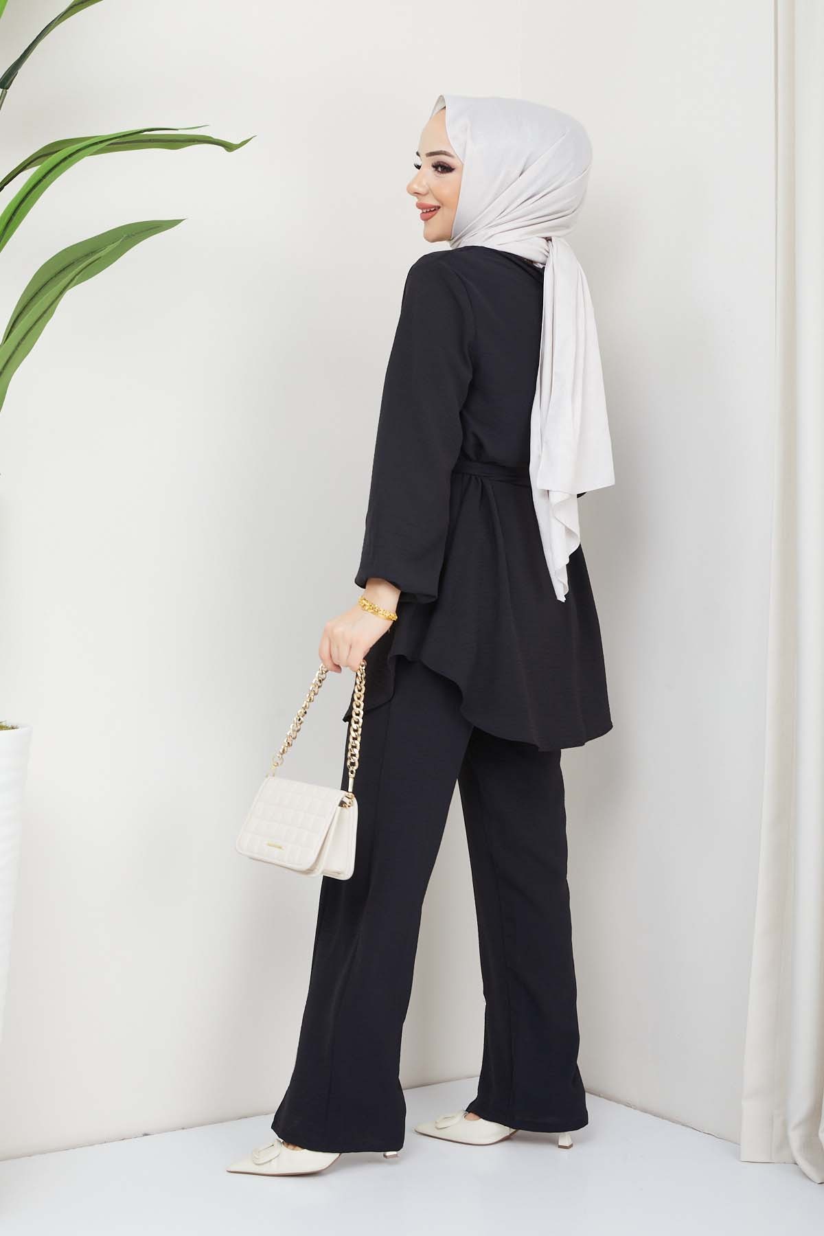 Kruvaze Takım - Siyah