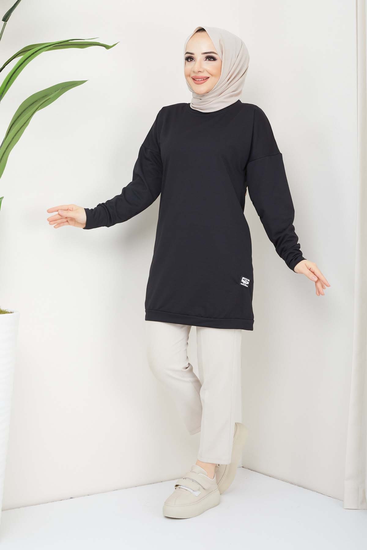 Aksesuarlı Tunik- Siyah