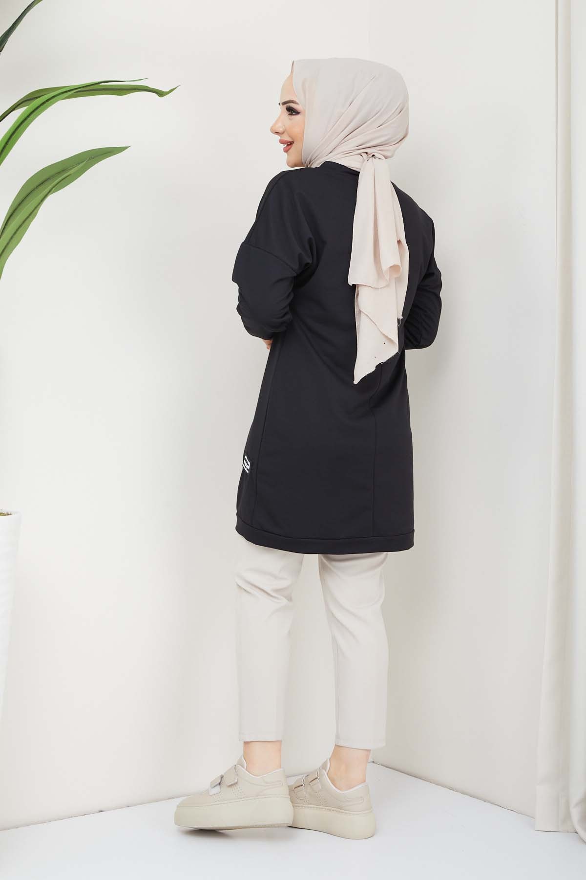 Aksesuarlı Tunik- Siyah