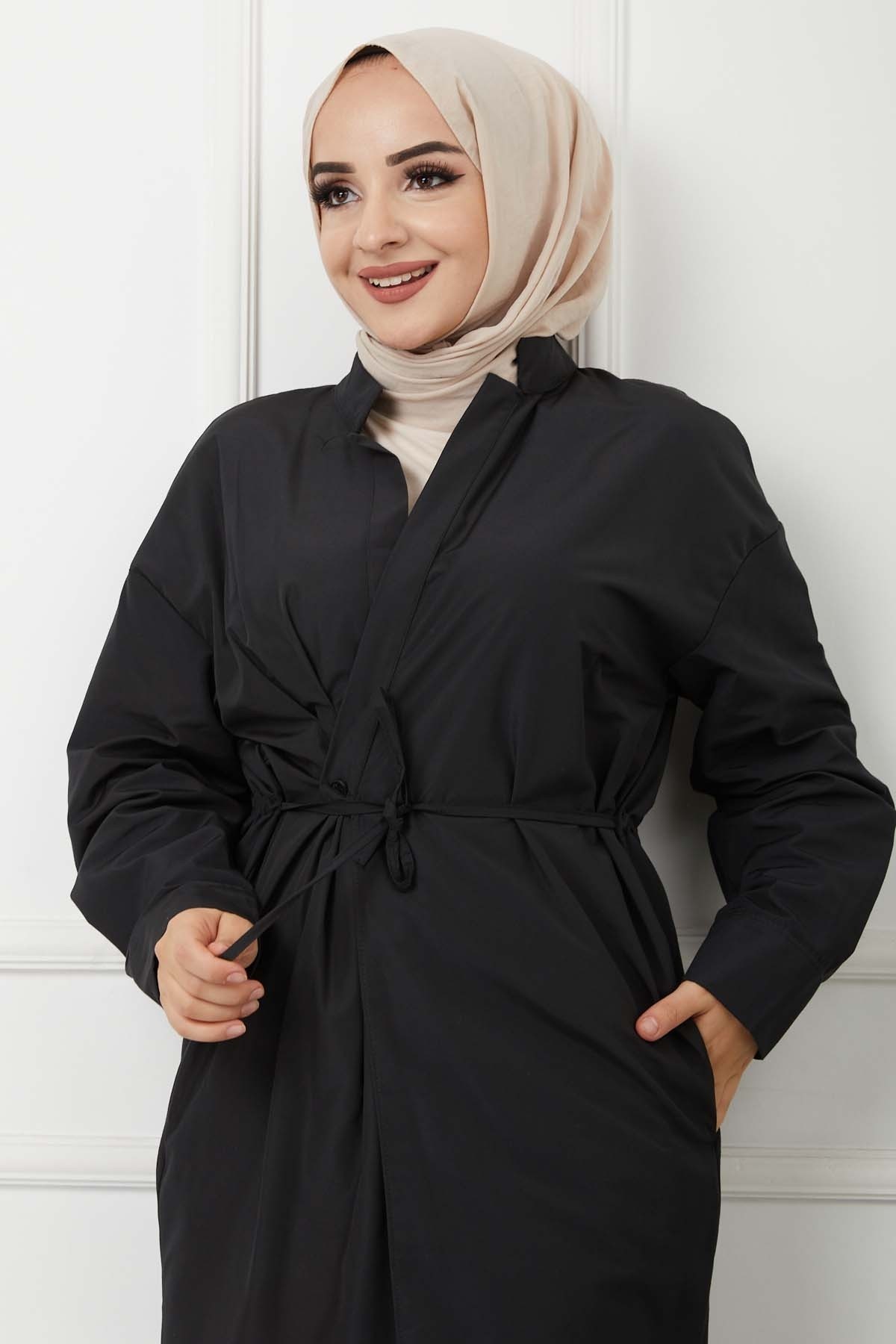 Önü Bağcıklı Trençkot - Siyah