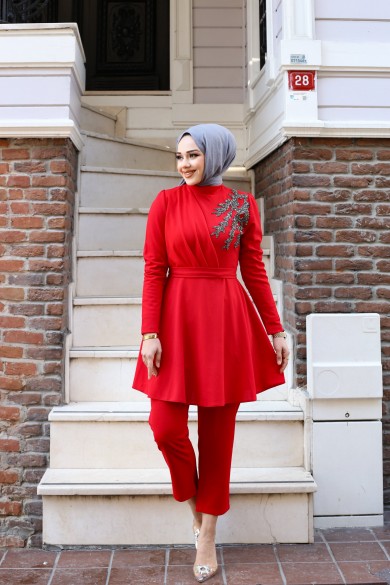 Ulyana Taşlı Takım - Kırmızı