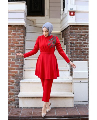 Ulyana Taşlı Takım - Kırmızı