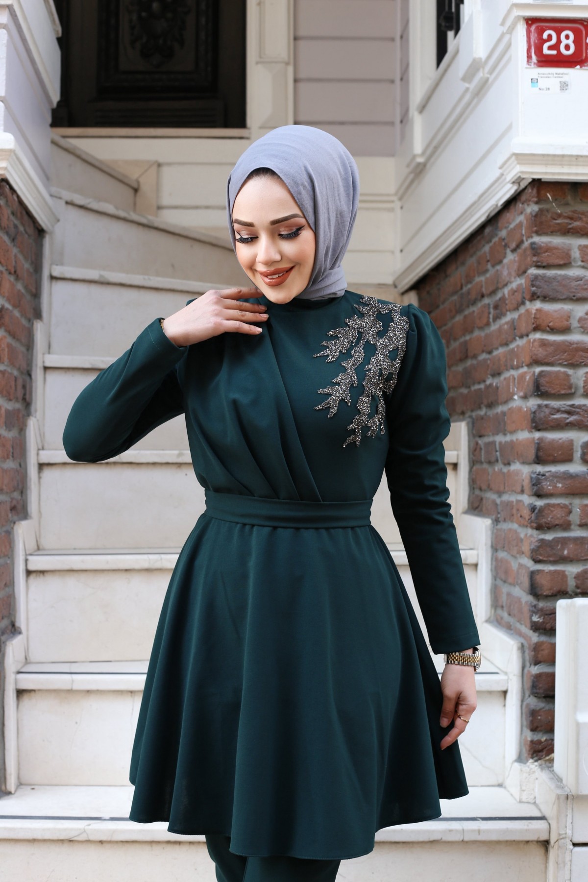 Ulyana Taşlı Takım - Yeşil